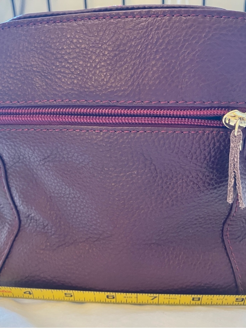 OYAni pebbled Leather Crossbody Bag in Deep Burgundy - - Picture 5 of 6